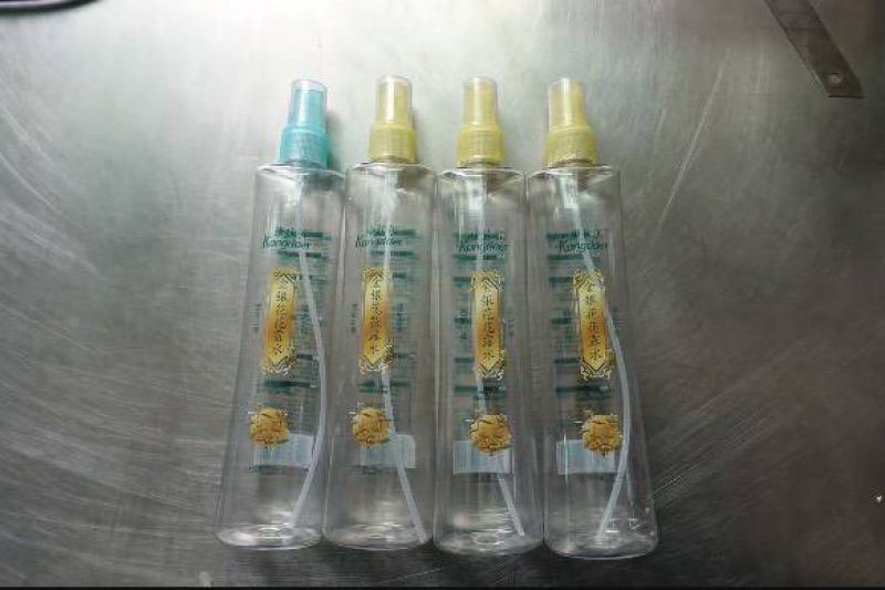 BK-616    半自动多功能滚贴贴标机（花露水贴标）